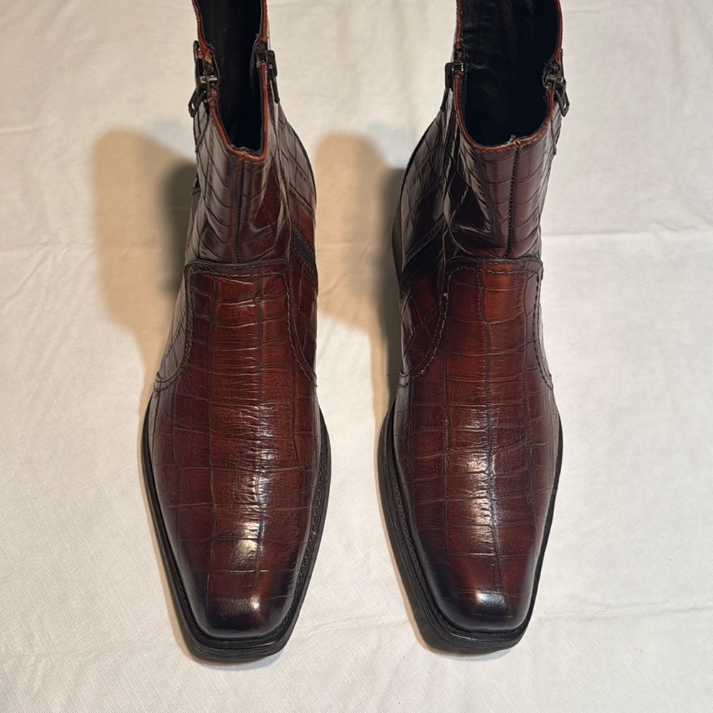Aldo brown crocodile print man leather boot size 12.